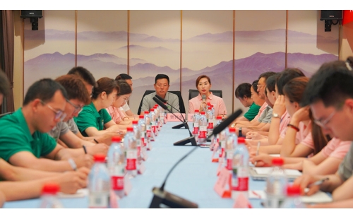 錨定目標再出發(fā)&mdash;&mdash;公司召開2025年中復盤總結會議