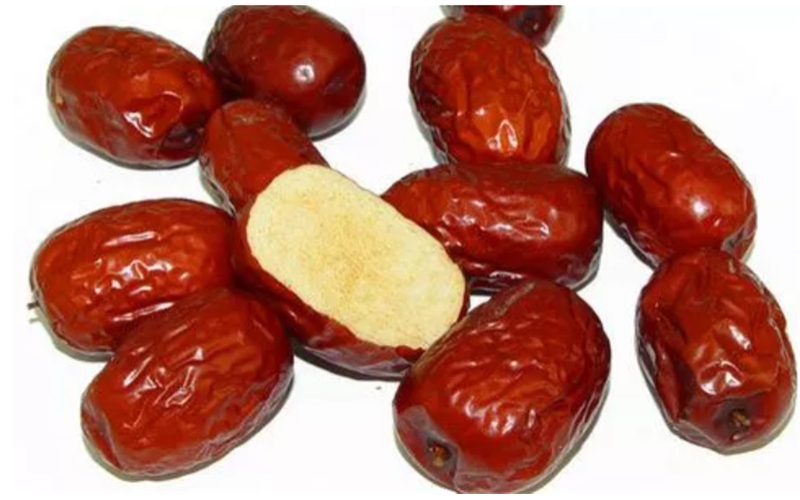 紅棗和它一起泡，每天一杯，濕氣消，臉色更紅潤(rùn)！